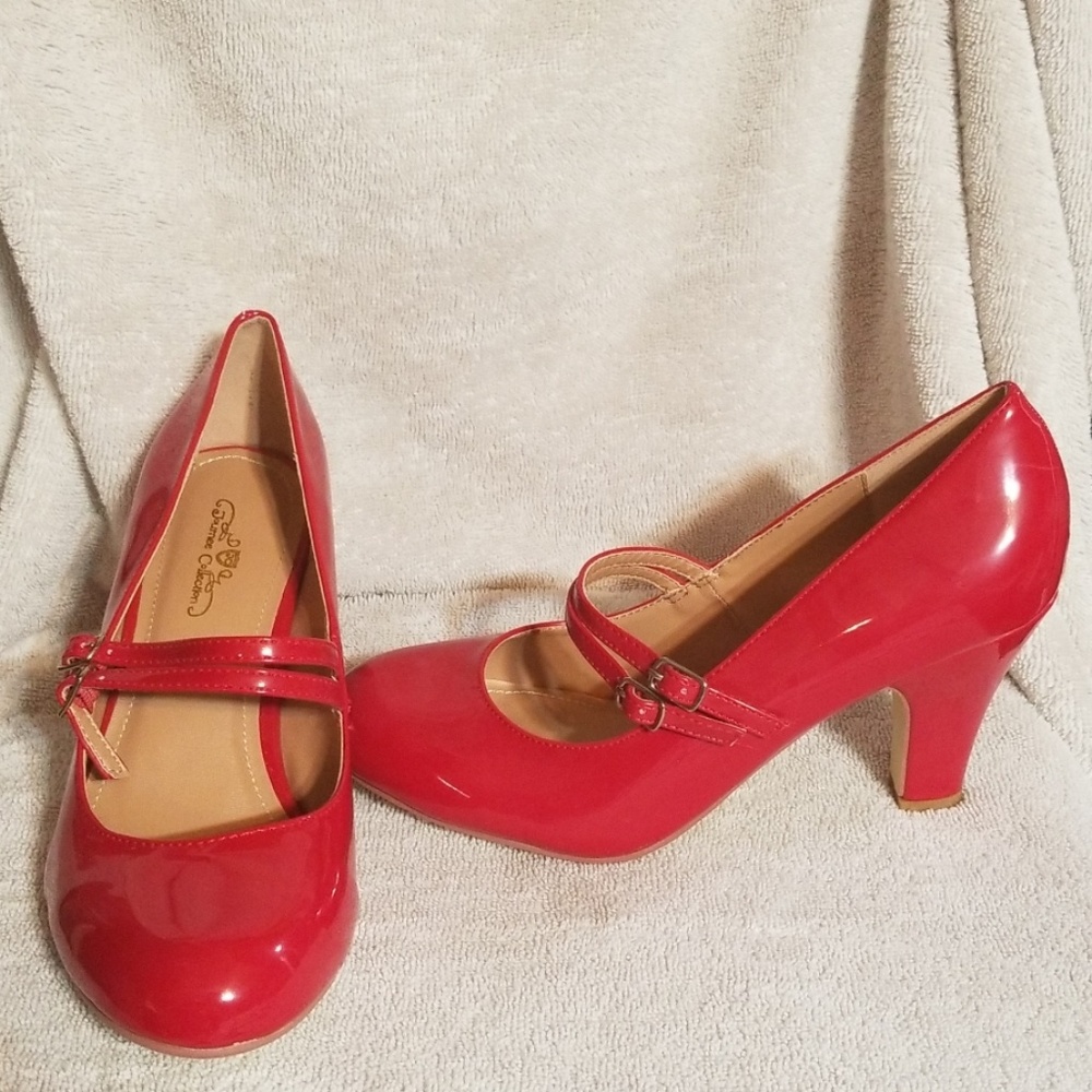 Cute candy apple red heels. Nwot.